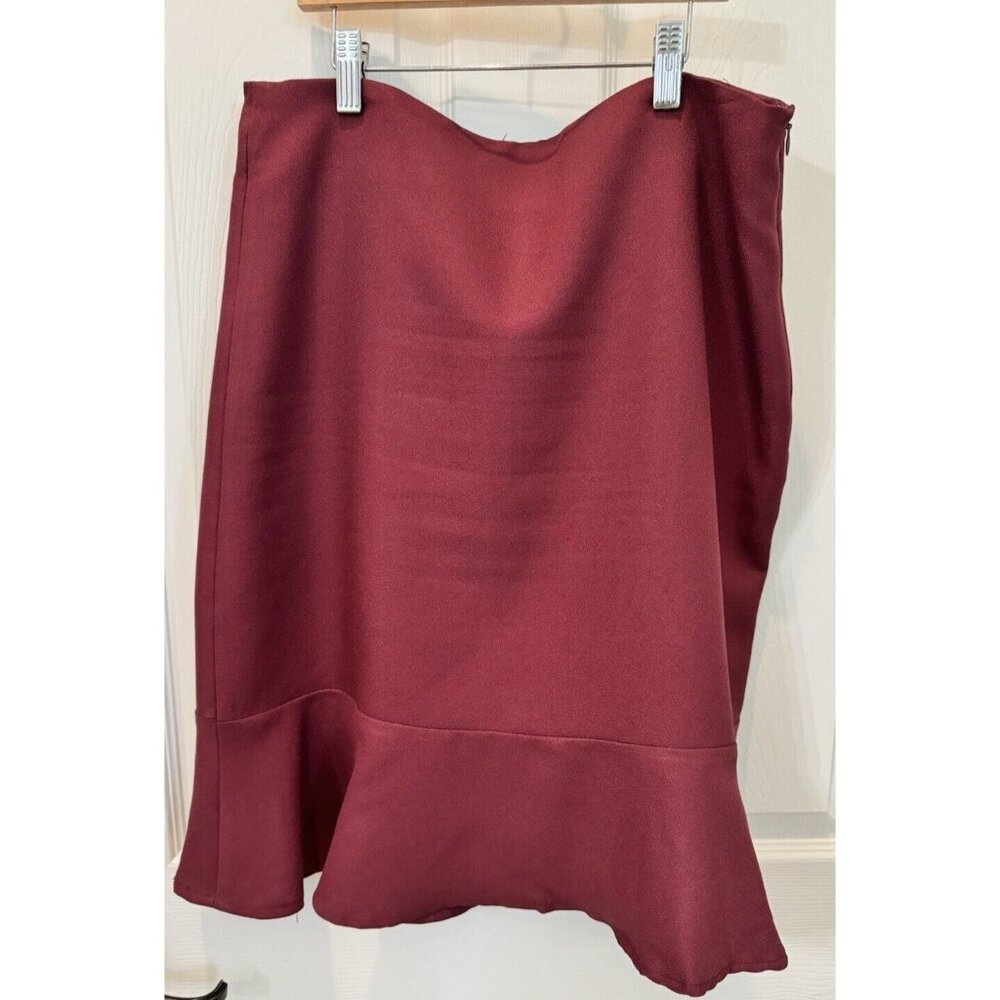 Chadwicks of Boston Burgundy Skirt Lined 100% Polyester Size 8